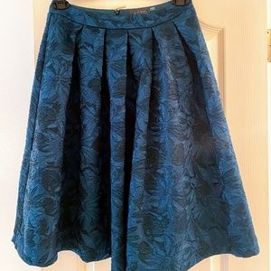 ASTR Medium A-Line Pleat Full Skirt Teal Floral